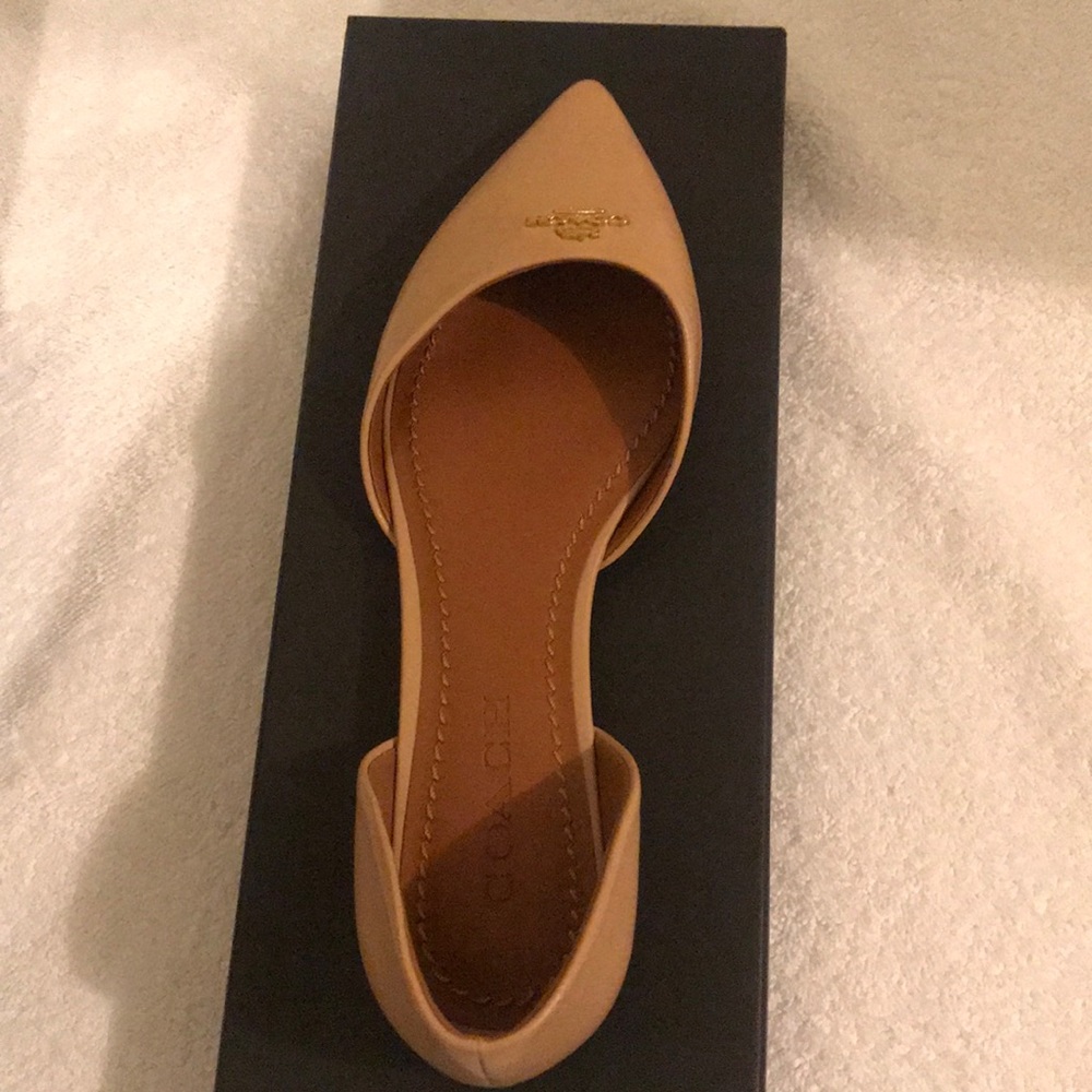 Coach flats, brand new never wore